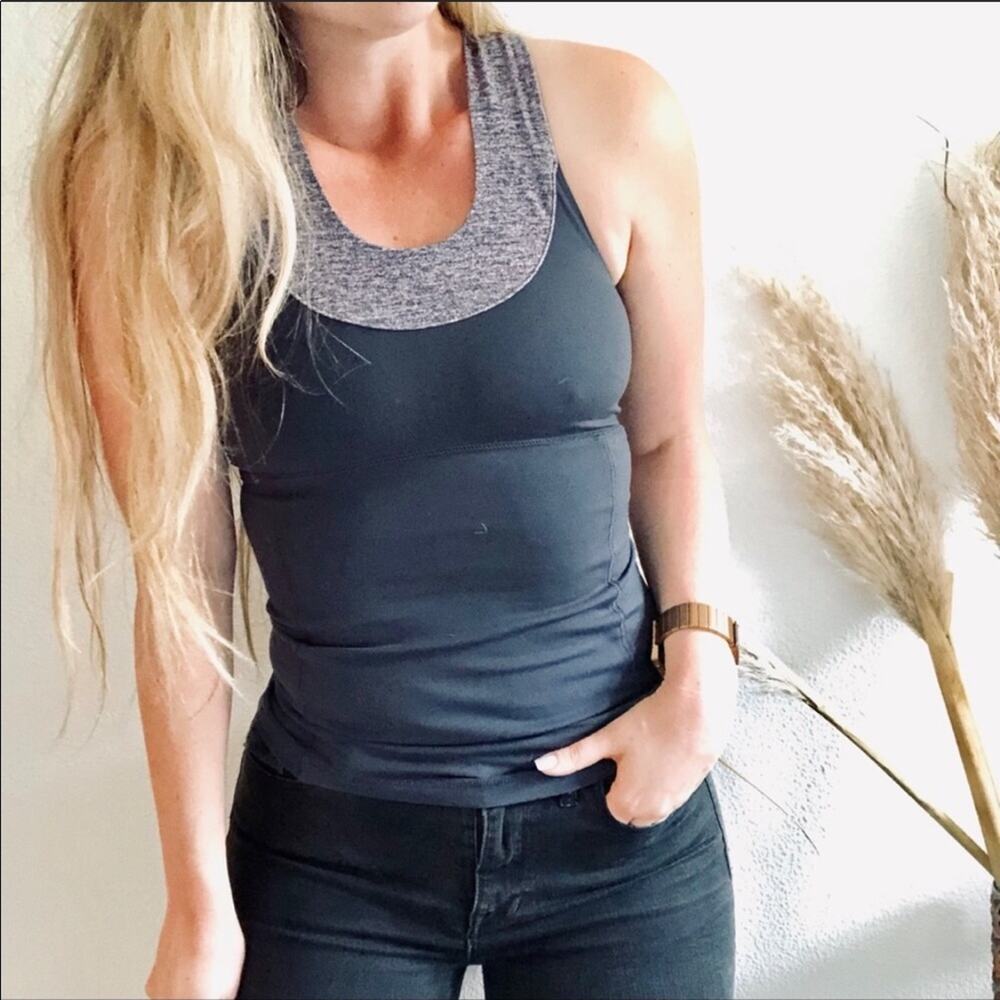NEW OLD NAVY ACTIVE Heather Grey Built In Bra Workout Gym Tank Top Shirt XS